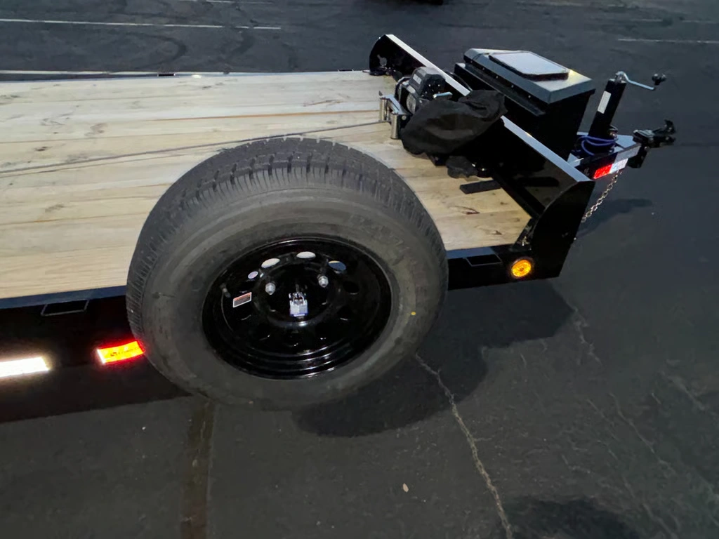 Load Trail 87 inch car hauler detail
